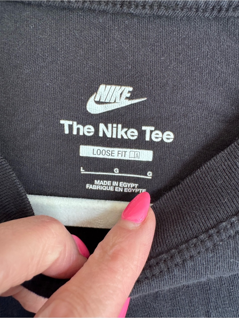Girl's The Nike Tee Black White Embroidered Swoosh Loose Fit T-Shirt L - Picture 3 of 7